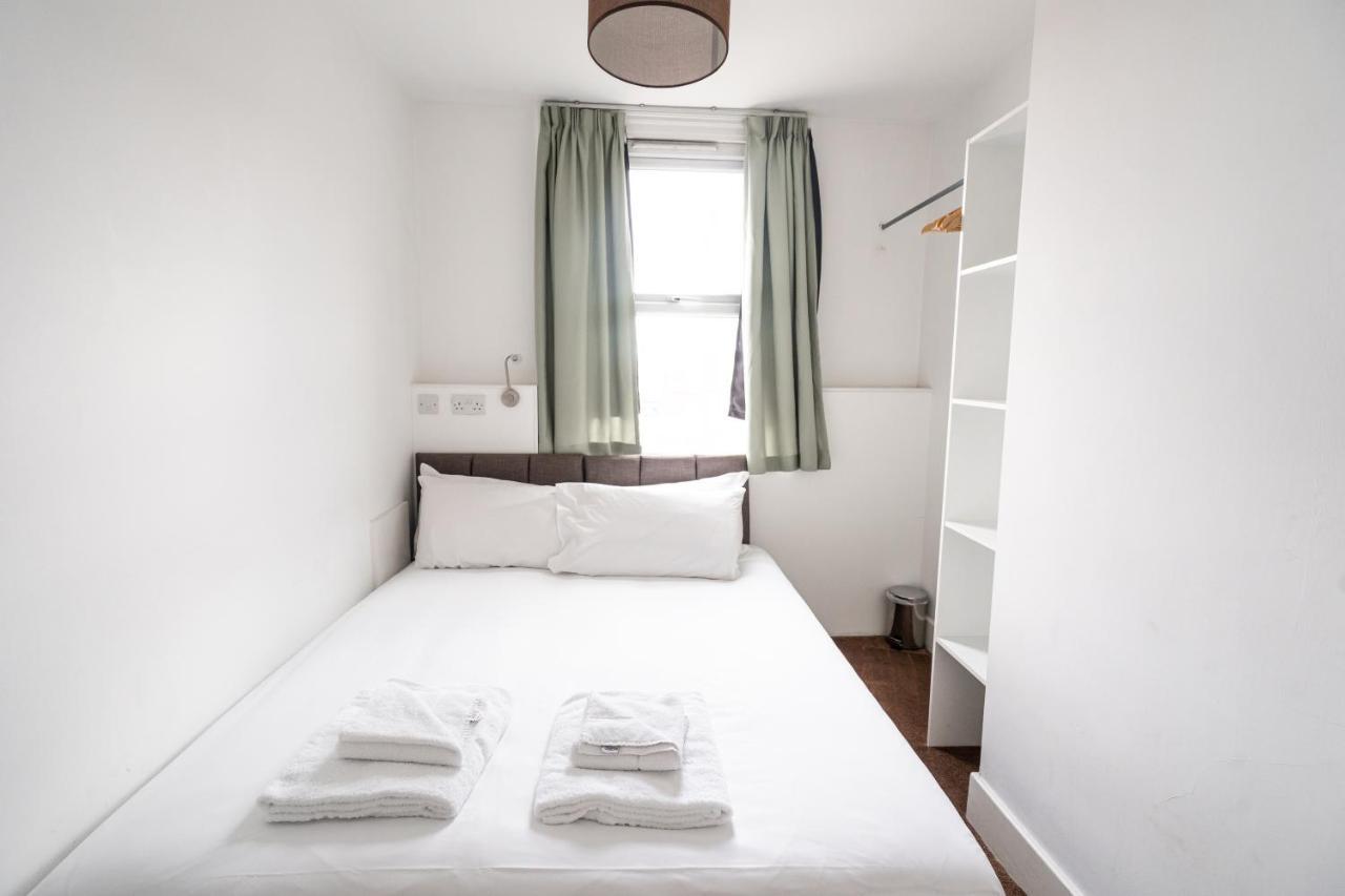 H.V Apartments Шефилд Екстериор снимка